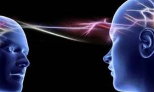 كيف تجعل شخص يفكر فيك؟