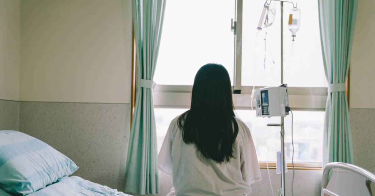 تفسير حلم عملية جراحية لشخص آخر لكبار العلماء