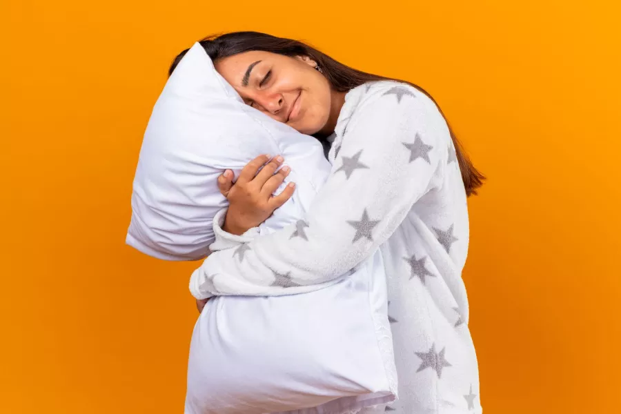 ما تفسير حلم المشاهير للمطلقه لابن سيرين؟